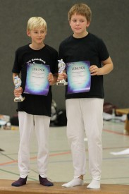 Robin Reinhardt und Marius Stein gewinnen bei Jugend D Robin Reinhardt und Marius Stein gewinnen bei Jugend D